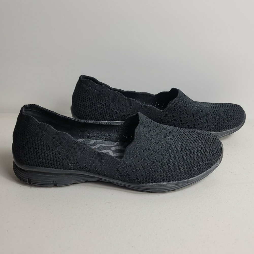 Skechers Seager Stat Memory Foam Woman Shoes Comfort Size 7 US